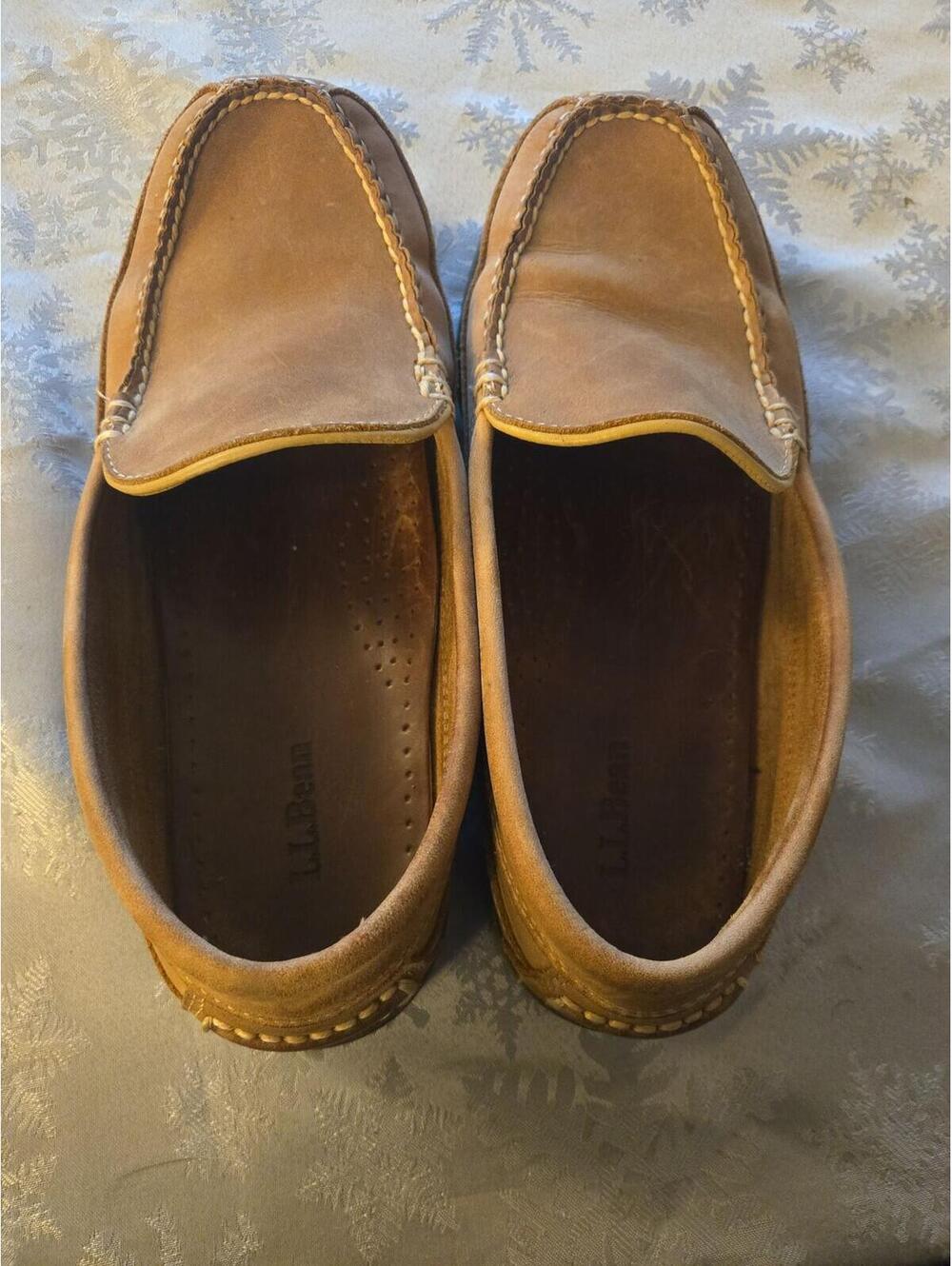 L.L. Bean Men's Suede Leather Loafers Size 8.5M - Picture 2 of 5
